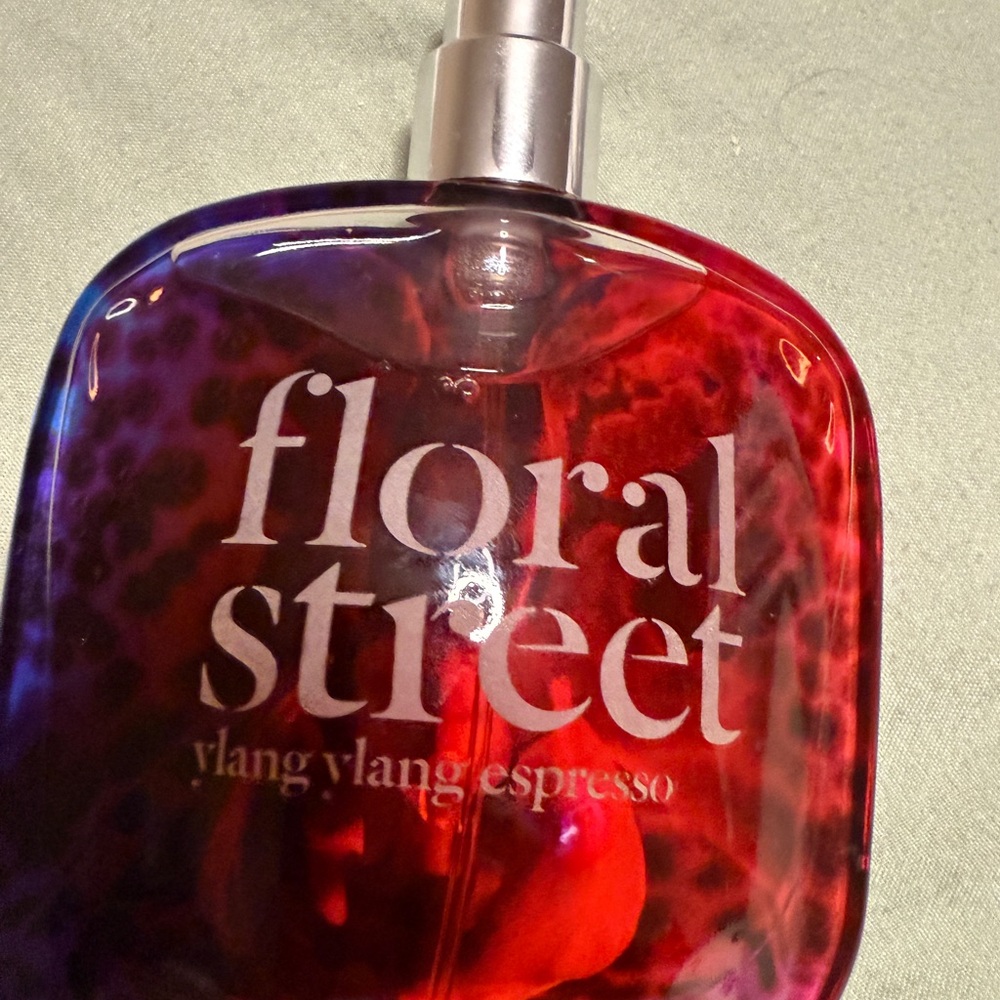 Ylang Ylang Espresso Perfume - Red and Purple